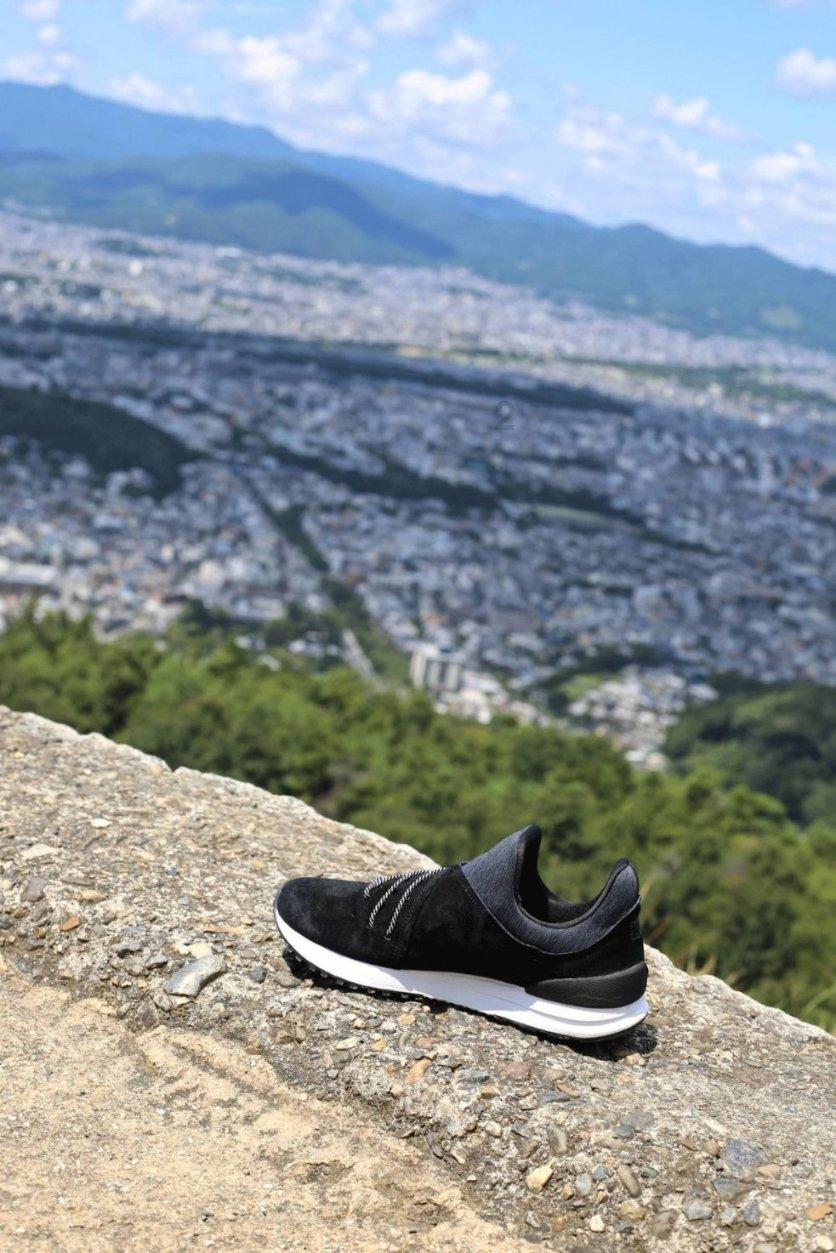 李睿参加红花岗区代表团审议